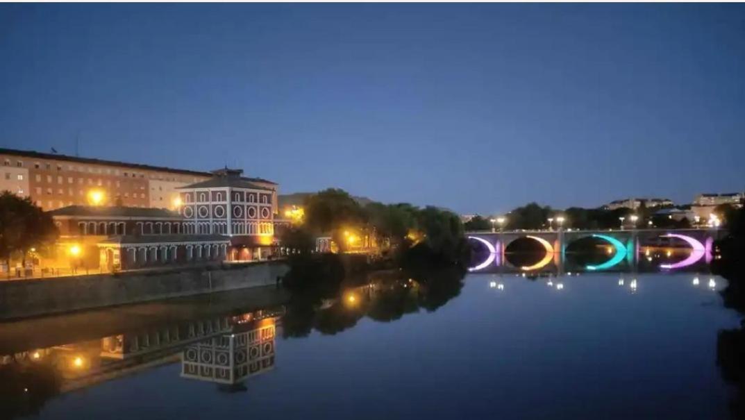 Gonzalo De Berceo 15 " Calidad-Sobrio" And " Free Private Parking " Apartment Logrono Ngoại thất bức ảnh