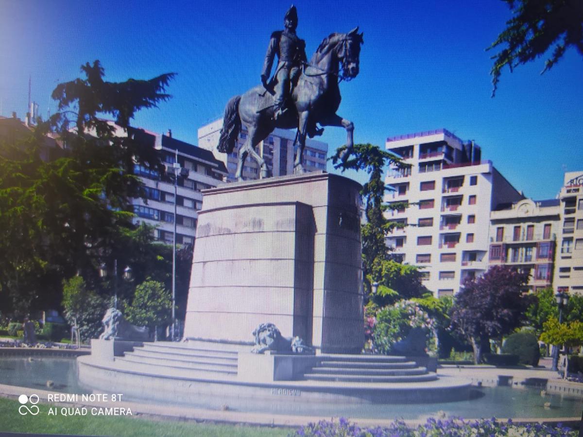 Gonzalo De Berceo 15 " Calidad-Sobrio" And " Free Private Parking " Apartment Logrono Ngoại thất bức ảnh