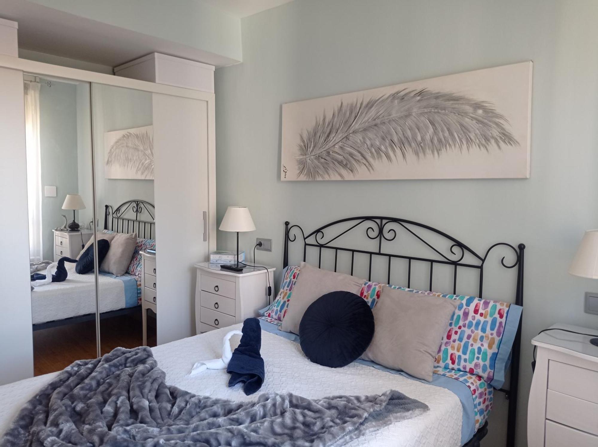 Gonzalo De Berceo 15 " Calidad-Sobrio" And " Free Private Parking " Apartment Logrono Ngoại thất bức ảnh
